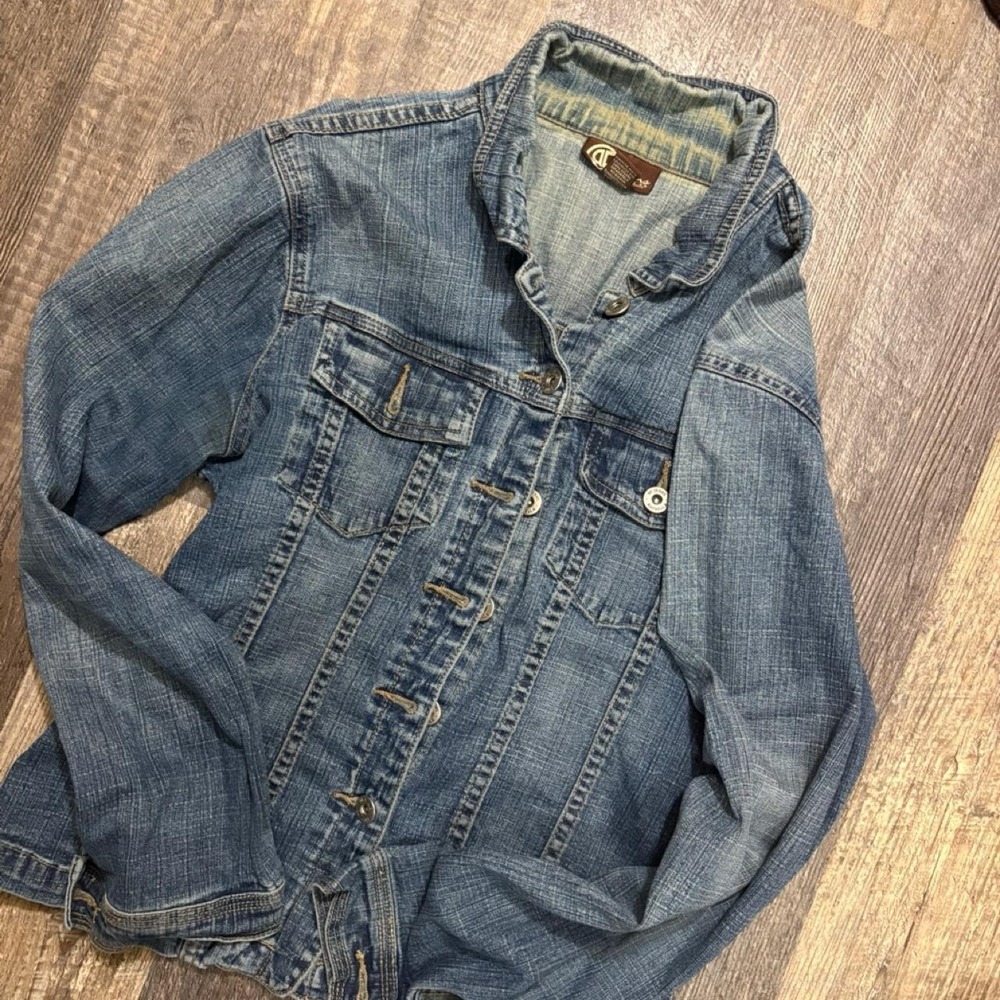 Rafaella Denim Jacket Womens Size 6 Medium Wash Button Front‎ Jean Jacket